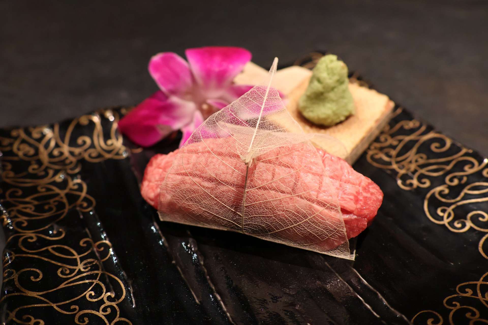【本日は父の日】まだ間に合う。感謝を伝えるなら仙台駅近くの焼肉「伊達哉」で特別な時間を